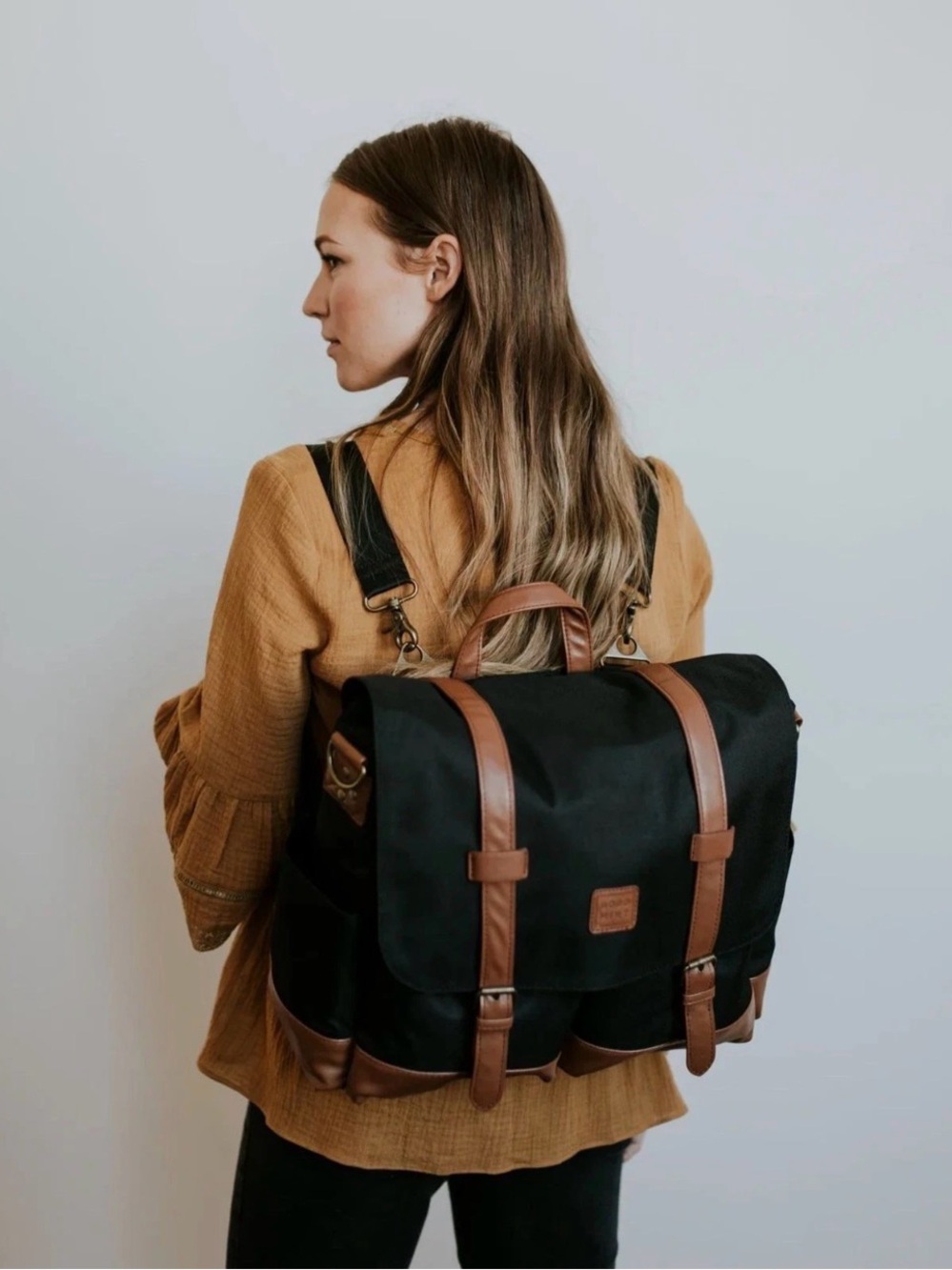 NWT BODOMINT Original Black Bag Convertible Backpack Messenger Bag